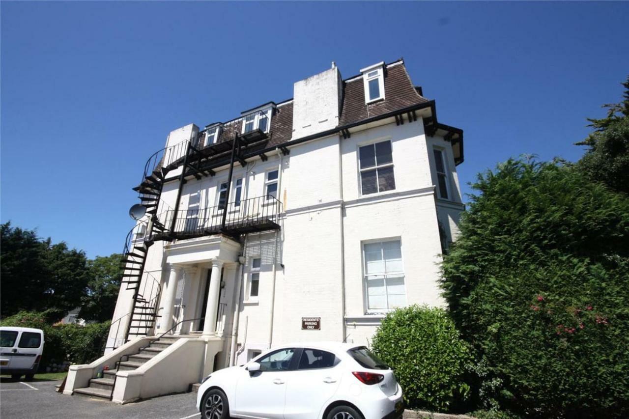 Bright 2 Bedroom Apt - Great Location - Free Parking Bournemouth Luaran gambar