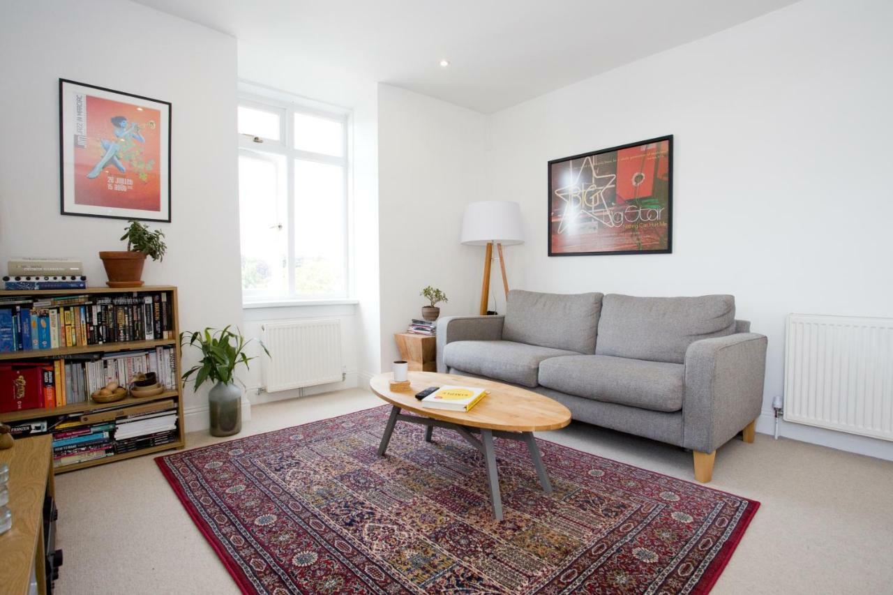Bright 2 Bedroom Apt - Great Location - Free Parking Bournemouth Luaran gambar